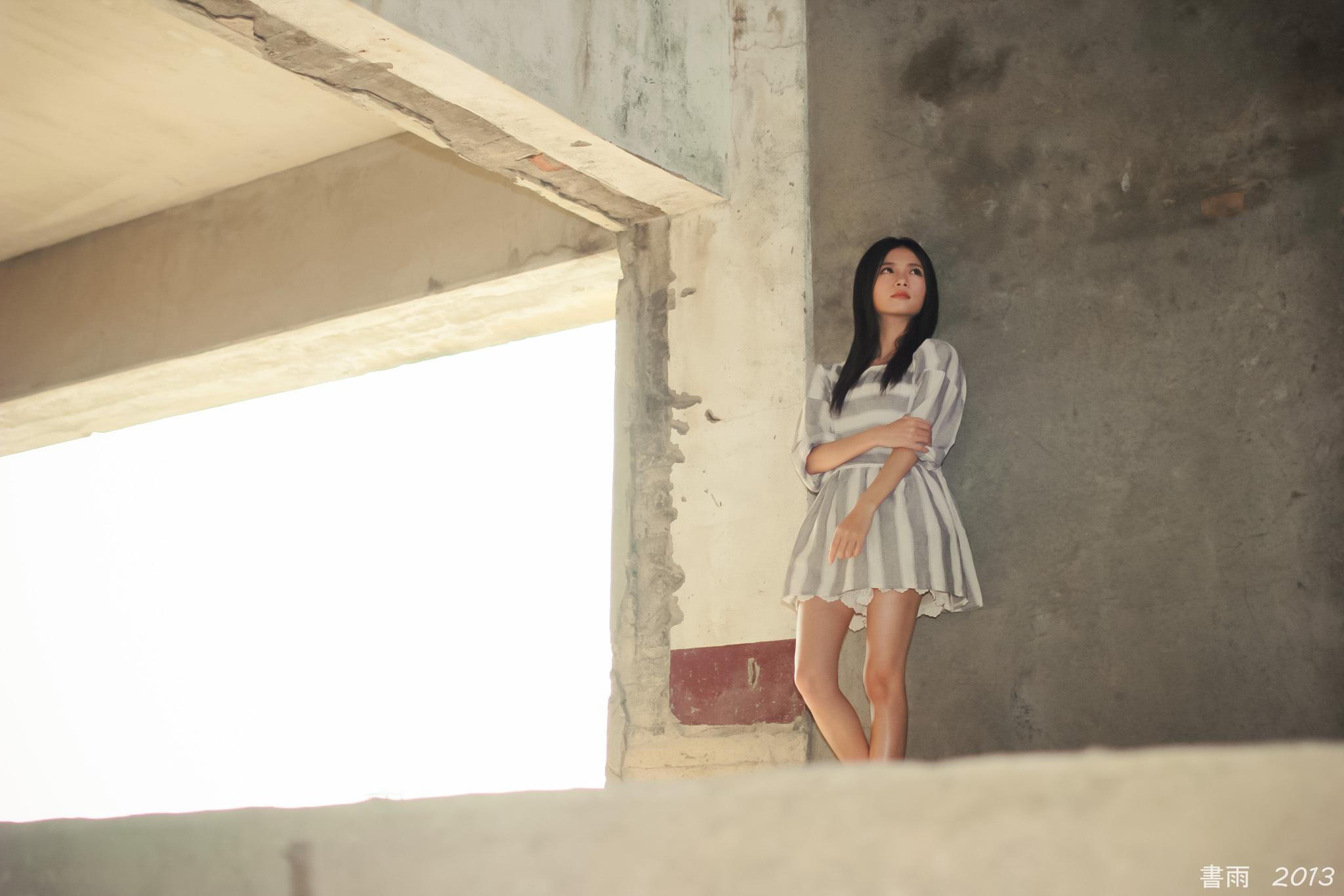 [Beautyleg番外篇]2013-10-12 可艾彰滨废墟外拍